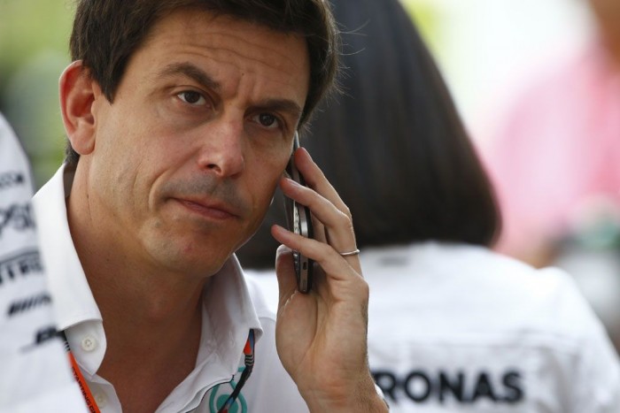 F1: Jöhetnek a csapatutasítások a Mercinél 6