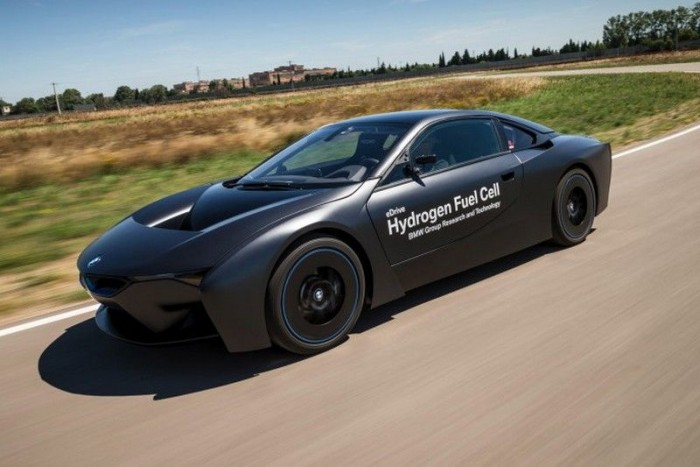 Amíg lesz innováció, lesznek BMW i-modellek is! 10 | Vezess Hidrogén-üzemű prototípus