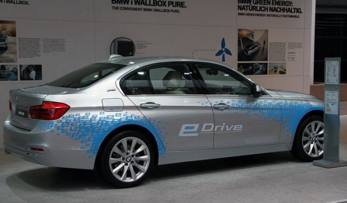 Amíg lesz innováció, lesznek BMW i-modellek is! 7 | Vezess Konnektorról tölthető hibrid 3-as