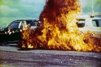 Kigyulladó benzintank, gyilkos légzsák