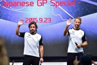 F1: Button ködösít a visszavonulásról 54