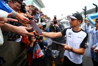 F1: Button ködösít a visszavonulásról 66