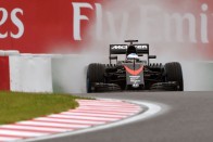 F1: Button ködösít a visszavonulásról 78