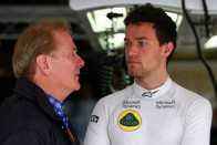 F1: Button ködösít a visszavonulásról 84