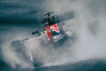 F1: Füstbe mentek a Red Bull VW-es reményei