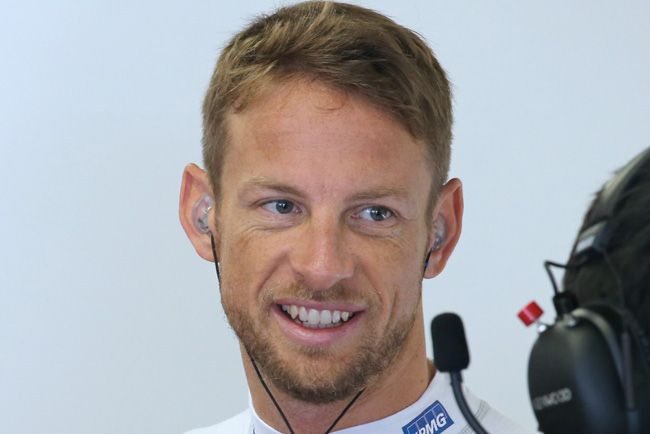 F1: Button ködösít a visszavonulásról 46