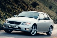 Lexus IS 200