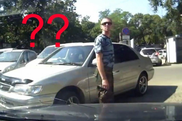 Higgadt megoldás a tilosban parkoló paraszt ellen