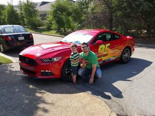 Jelenleg ő a világ legvagányabb apukája 6