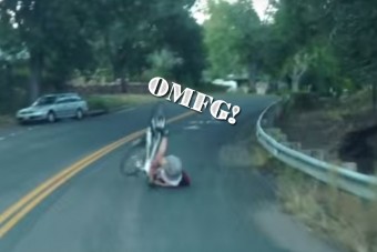 Ilyen egy nyaktörő bukta biciklivel