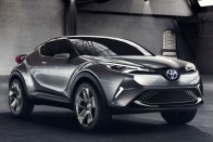 Jövőre jön a Toyota városi SUV-ja 2