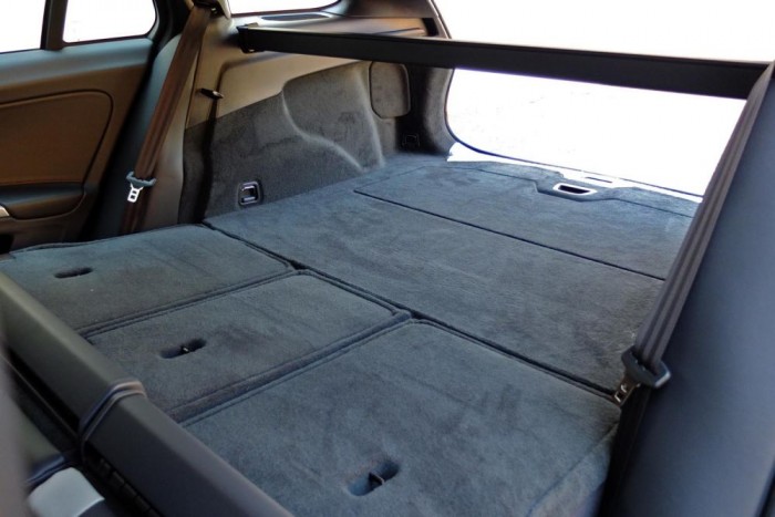 Teszt: Volvo V60 D4 AWD Cross Country 13