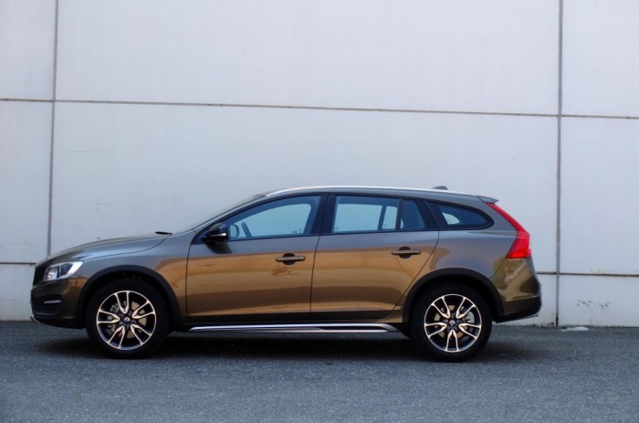 Teszt: Volvo V60 D4 AWD Cross Country 15