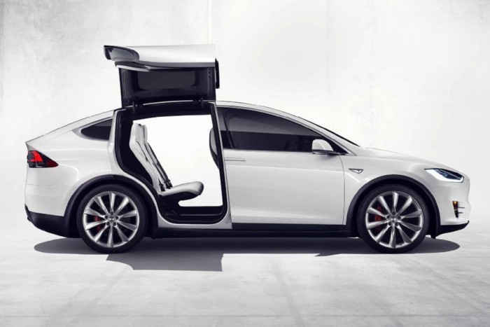 Mindent visz a Tesla elektromos szuper-terepjárója 2 Mindent visz a Tesla elektromos szuper-terepjárója 2