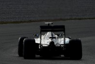 F1: Máris alávágtak az új csapatnak 58