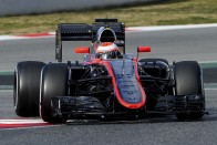 F1: Máris alávágtak az új csapatnak 68