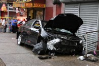 Négy gyereket gázolt el a gyorshajtó taxis 2