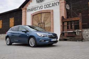 Vezettük: Opel Astra K 2015