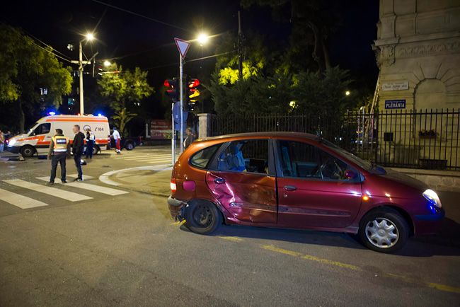 Meghalt egy motoros Budapesten – fotók 4