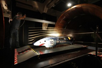 Magyar busz magyar szélcsatorában