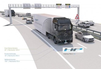 Autópályán hasított az önmagát vezető kamion