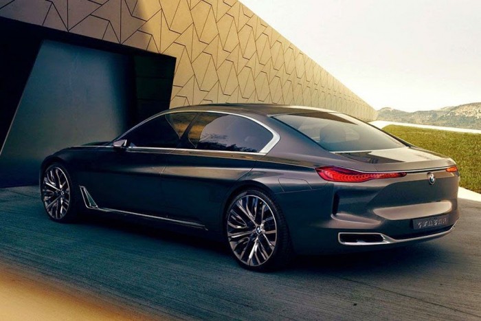 Óriási luxusautó a BMW-től 3