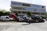 Szörnyű pusztítást végzett a víz a francia utakon – videó 28