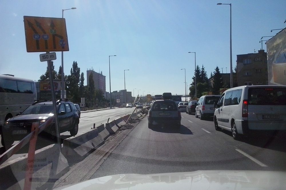 A Budaörsi út már amúgy is olyan mostanság, mintha nem Európában, hanem Észak-Afrikában lenne - mivel járul vajon majd a dugódíj a helyzethez jövőre?