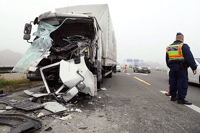 Baleset, óriási dugó az M5-ös bevezetőjén