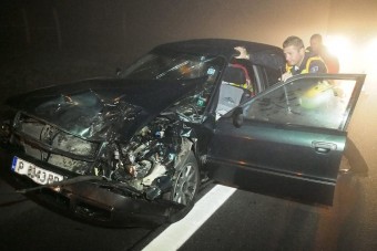 Roncsderbi volt a ködös M5-ösön - fotók