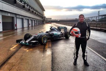 F1: Addig járt a szája, amíg beültették az idei Mercibe