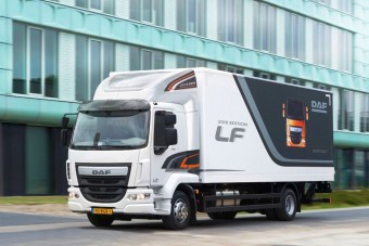 Típusfrissítés, ráncfelfarrás, vagy amit akartok