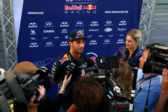 F1: Október végéig vár Ricciardo a Red Bullra