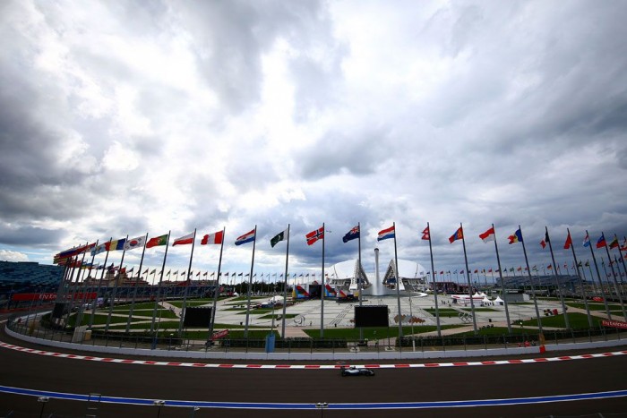 F1: Német uralom a csonka edzésen 7