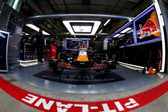 F1: Vettel sem hiszi, amit lát