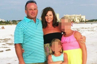 Gyerekei szeme láttára ölte meg férjét az amerikai tanárnő