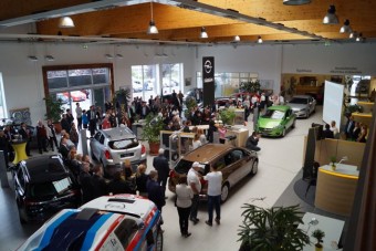 Megnyílt a legnagyobb magyar Opel-szalon