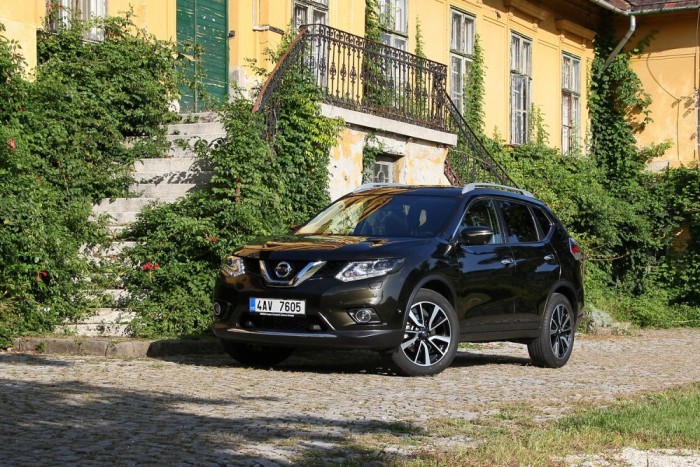 Teszt: Nissan X-Trail Tekna 1,6 DIG-T 8