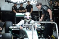 F1: Rosberg még Hamiltont üldözi 2