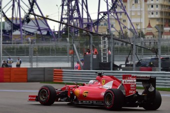 F1: Vettel a dobogóra készül