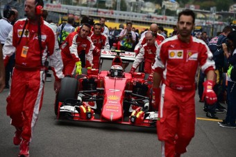 F1: Vettelék nem kapják meg az új motort