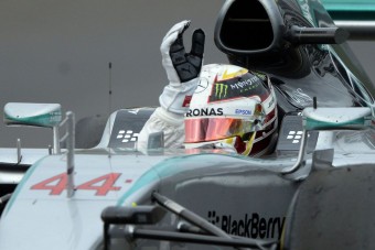 F1: Hamilton már nyugodtan bulizhat