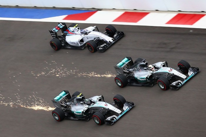 F1: Hamilton már nyugodtan bulizhat 7