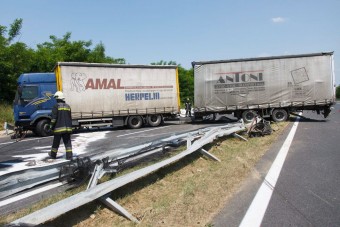 Ezért van torlódás az autópályáinkon