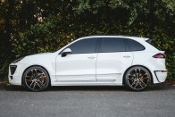 Két tuningolt Porsche SUV, melyiket kérnéd? 13