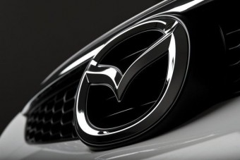 Mazda-visszahívások: folyik a benzin, tűzveszélyes az indítómotor