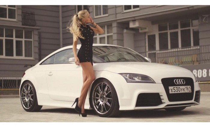 Szemérmetlenül drága autók, szemérmetlenül alulöltözött lányok 7