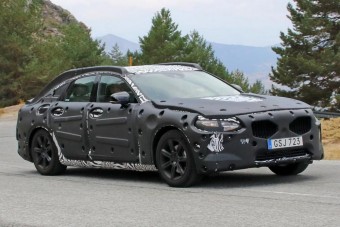 Forradalmat ígér a Volvo S90
