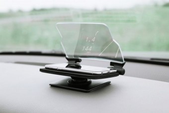 Minimalista head-up display 13 ezerért
