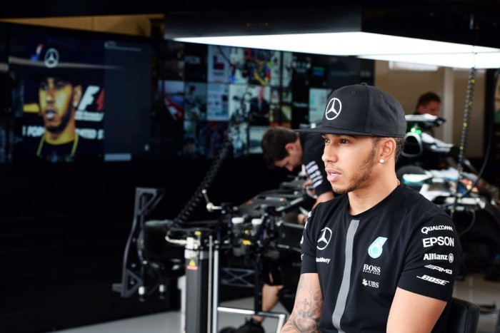 F1: Hamiltonnak jó buli volt az esőkáosz 6